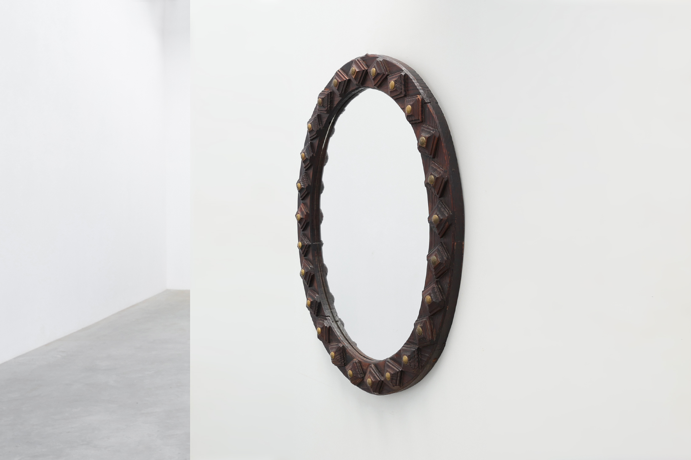 Spanish Brutalist Oval Mirror in Hand-Carved Wood with Brass Studs, 20th Centurythumbnail